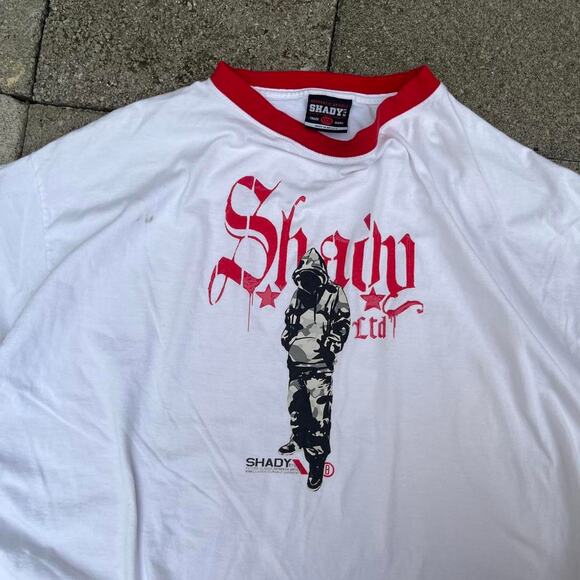 Shady Man Camo Outfit Center Graphic - graffiti Wording - Picture 3 of 6